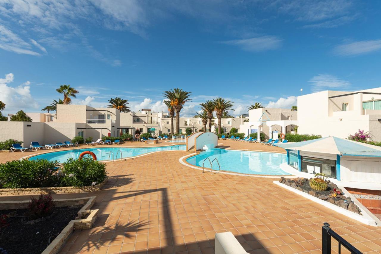 Homeforguest Apartamento 15 Con Terraza Y Piscina En コラレホ エクステリア 写真