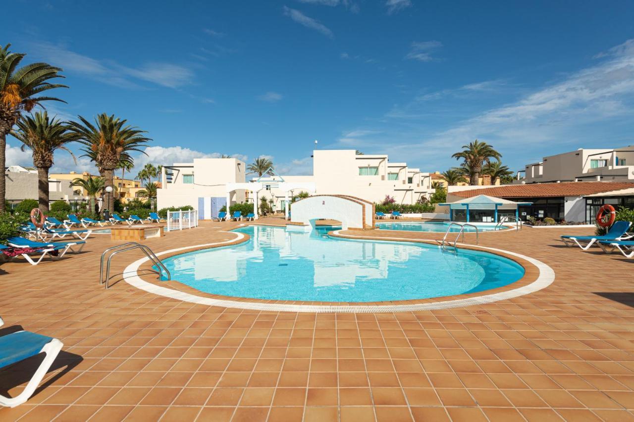 Homeforguest Apartamento 15 Con Terraza Y Piscina En コラレホ エクステリア 写真