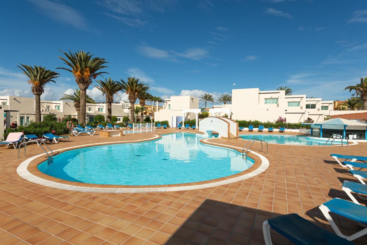 Homeforguest Apartamento 15 Con Terraza Y Piscina En コラレホ エクステリア 写真