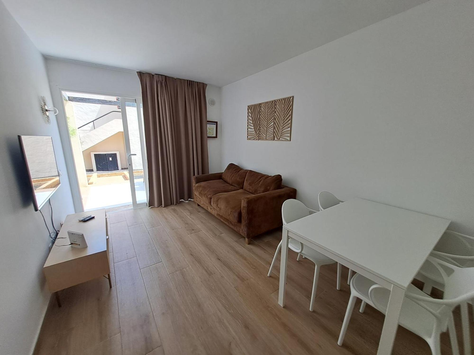 Homeforguest Apartamento 15 Con Terraza Y Piscina En コラレホ エクステリア 写真